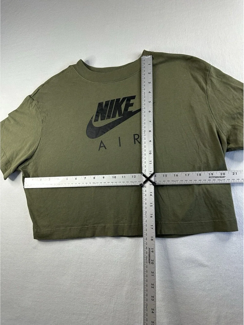 Nike Short Sleeve Cropped Shirt Women's, Size S Dark Olive